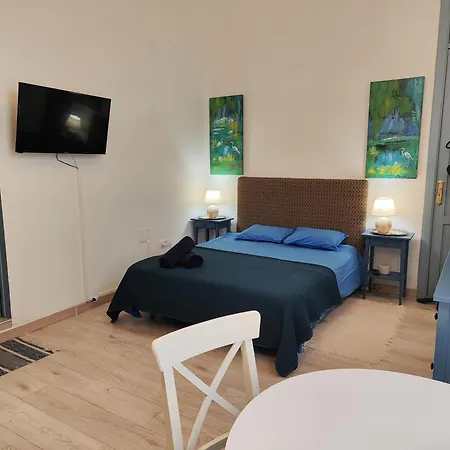 Charming In Апартаменты Тасакорте