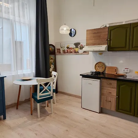 Charming In Apartmán *